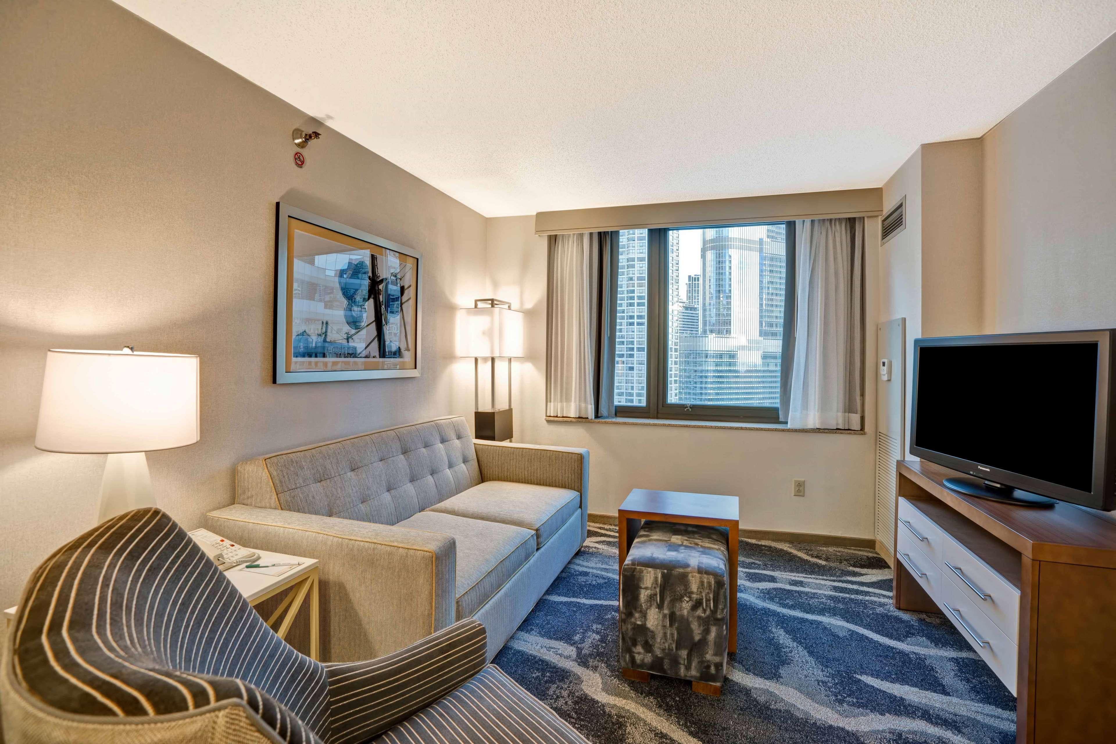 Homewood Suites By Hilton Chicago Downtown Екстериор снимка