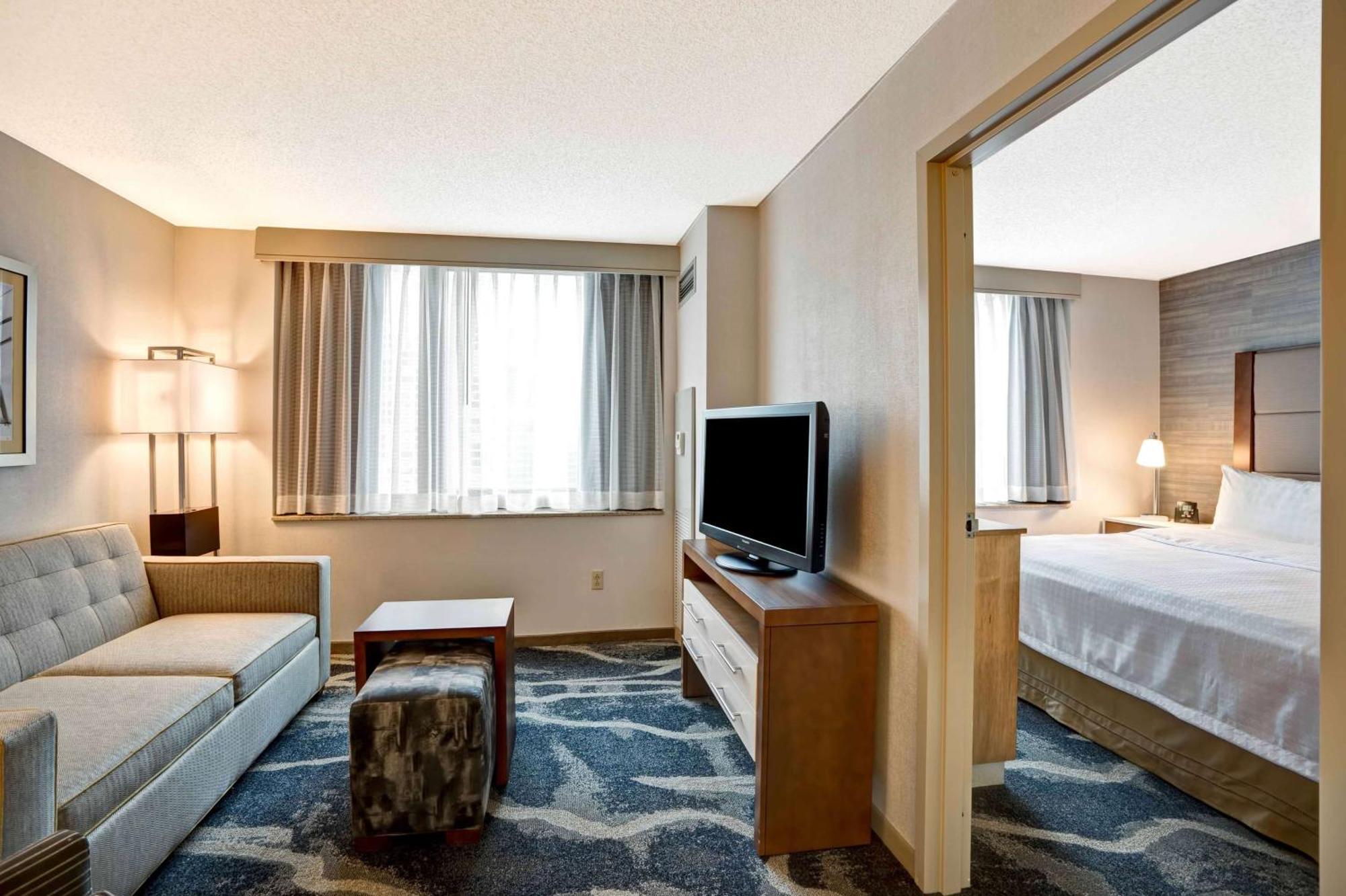Homewood Suites By Hilton Chicago Downtown Екстериор снимка