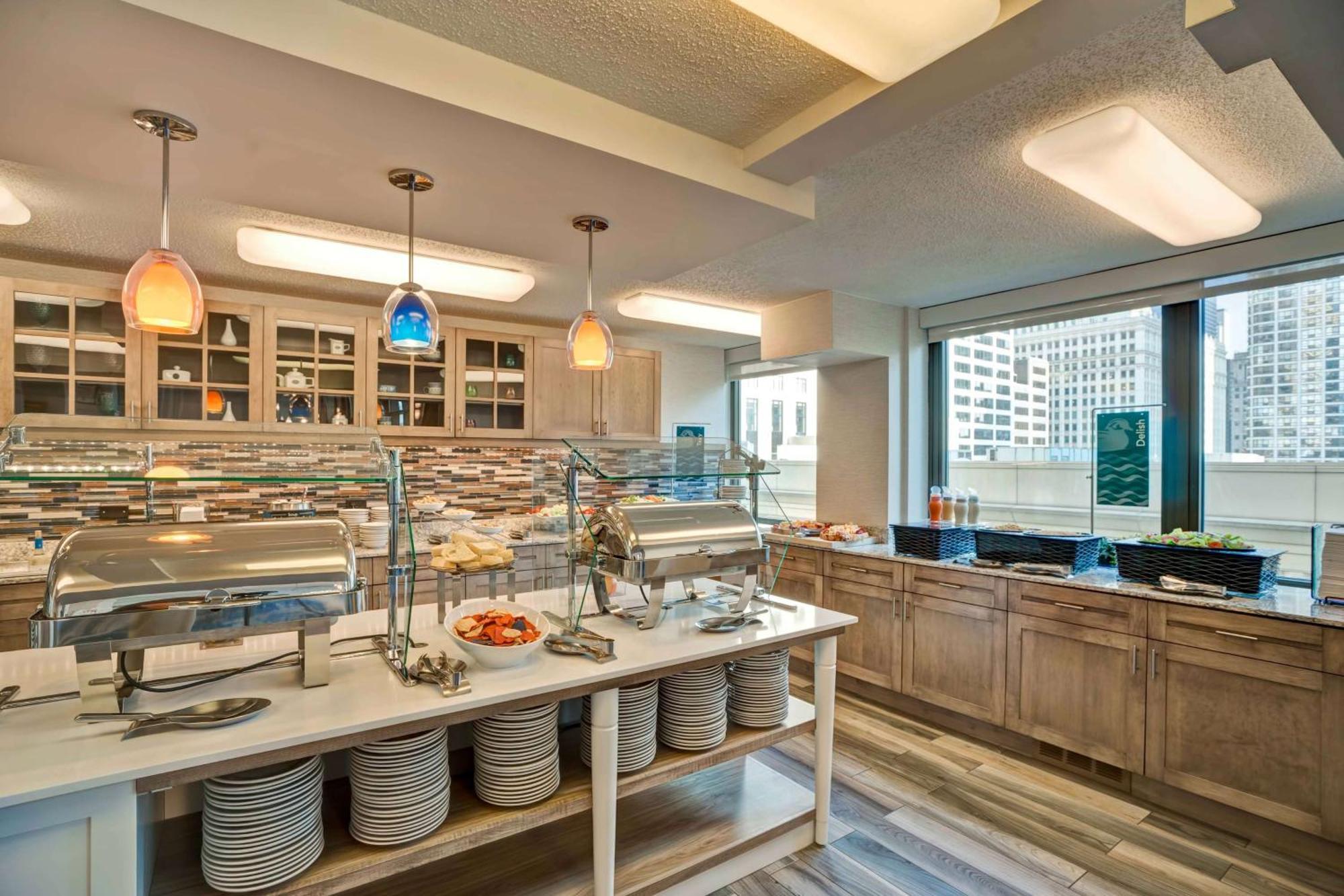 Homewood Suites By Hilton Chicago Downtown Екстериор снимка
