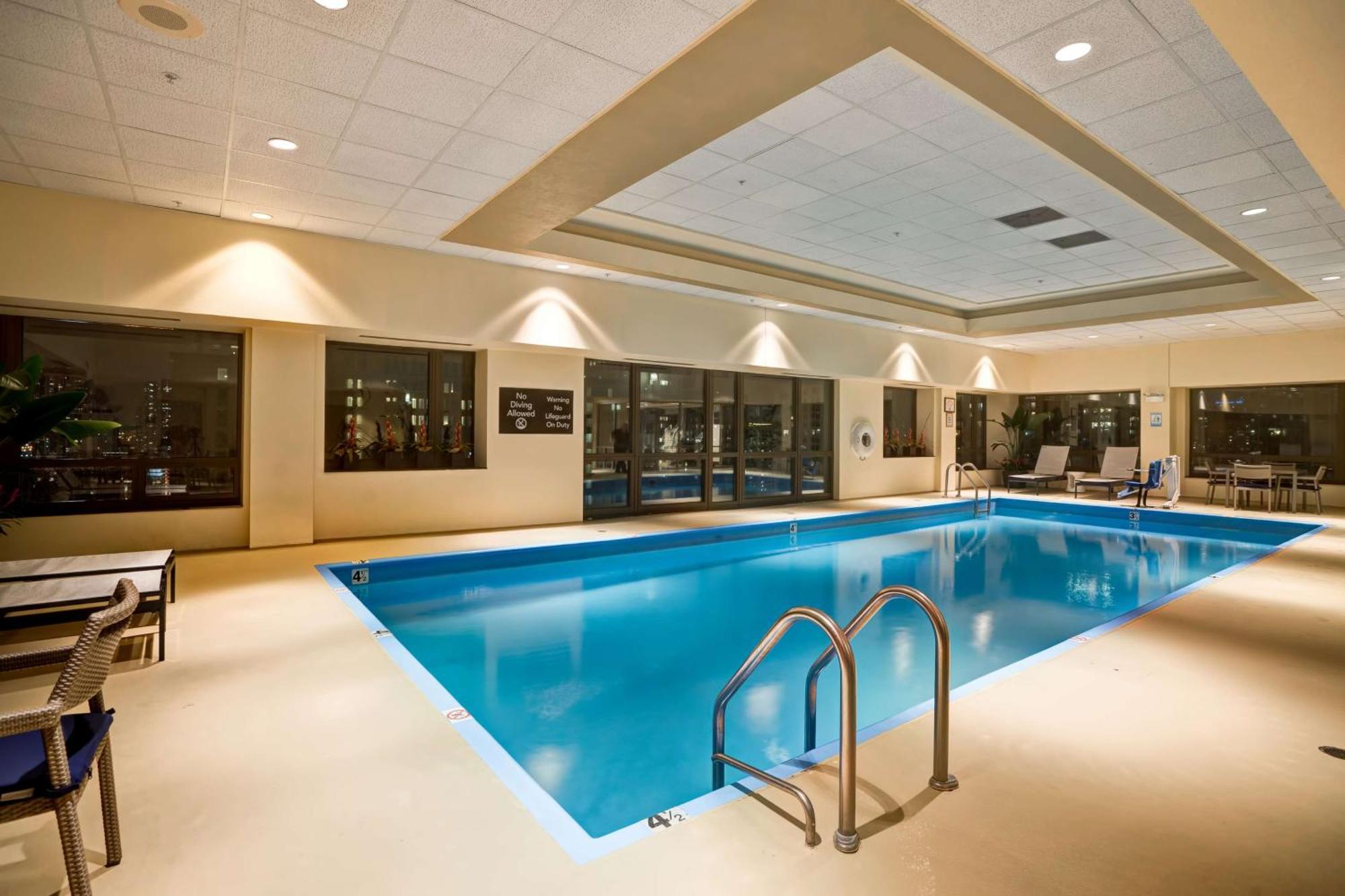Homewood Suites By Hilton Chicago Downtown Екстериор снимка