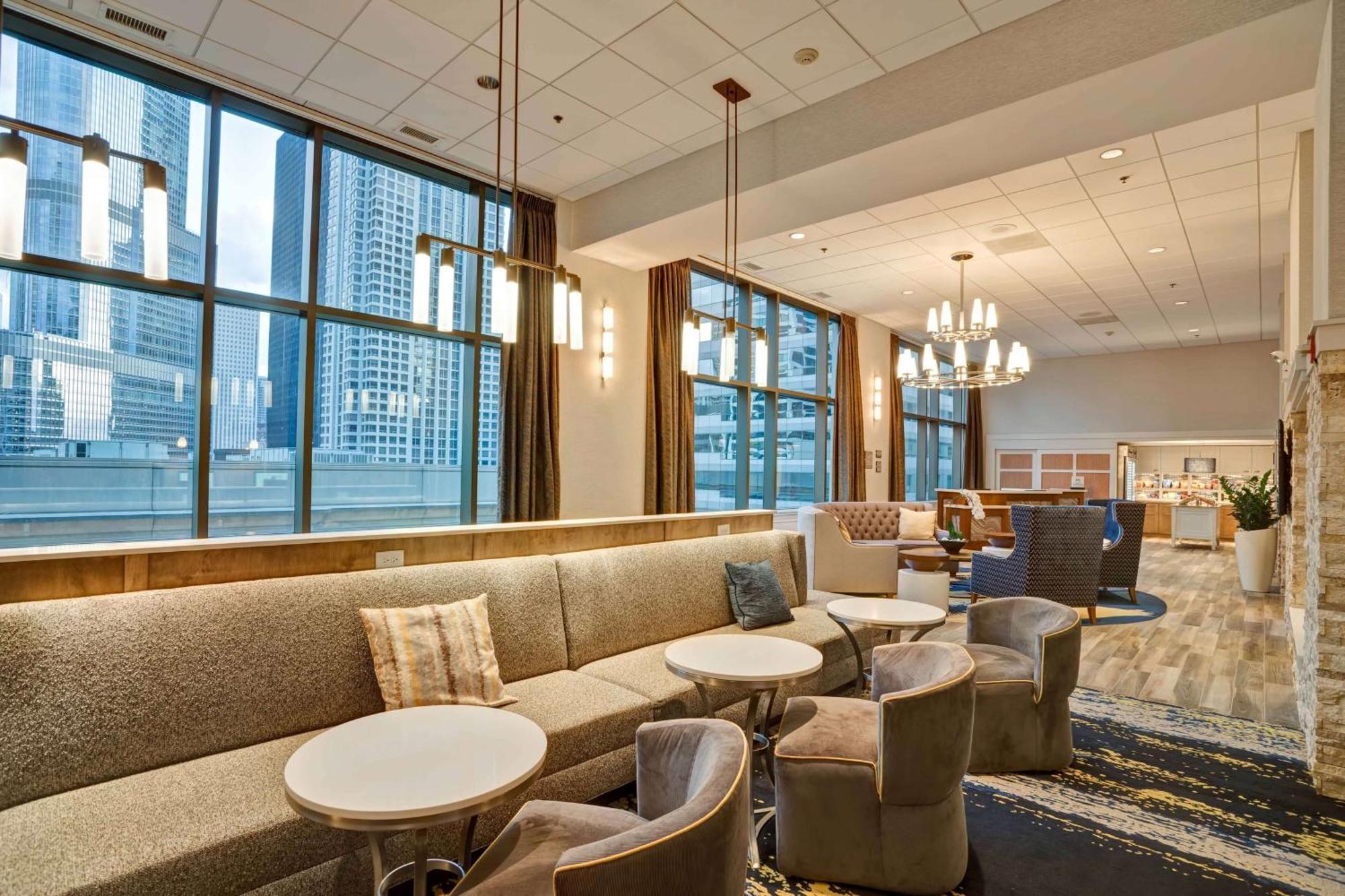 Homewood Suites By Hilton Chicago Downtown Екстериор снимка