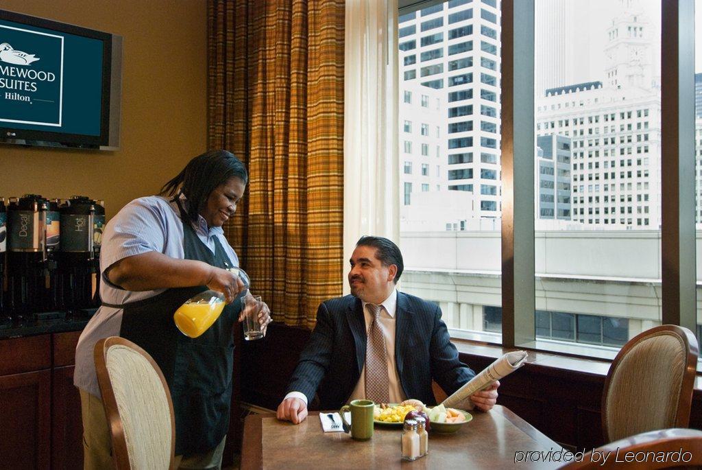 Homewood Suites By Hilton Chicago Downtown Ресторант снимка