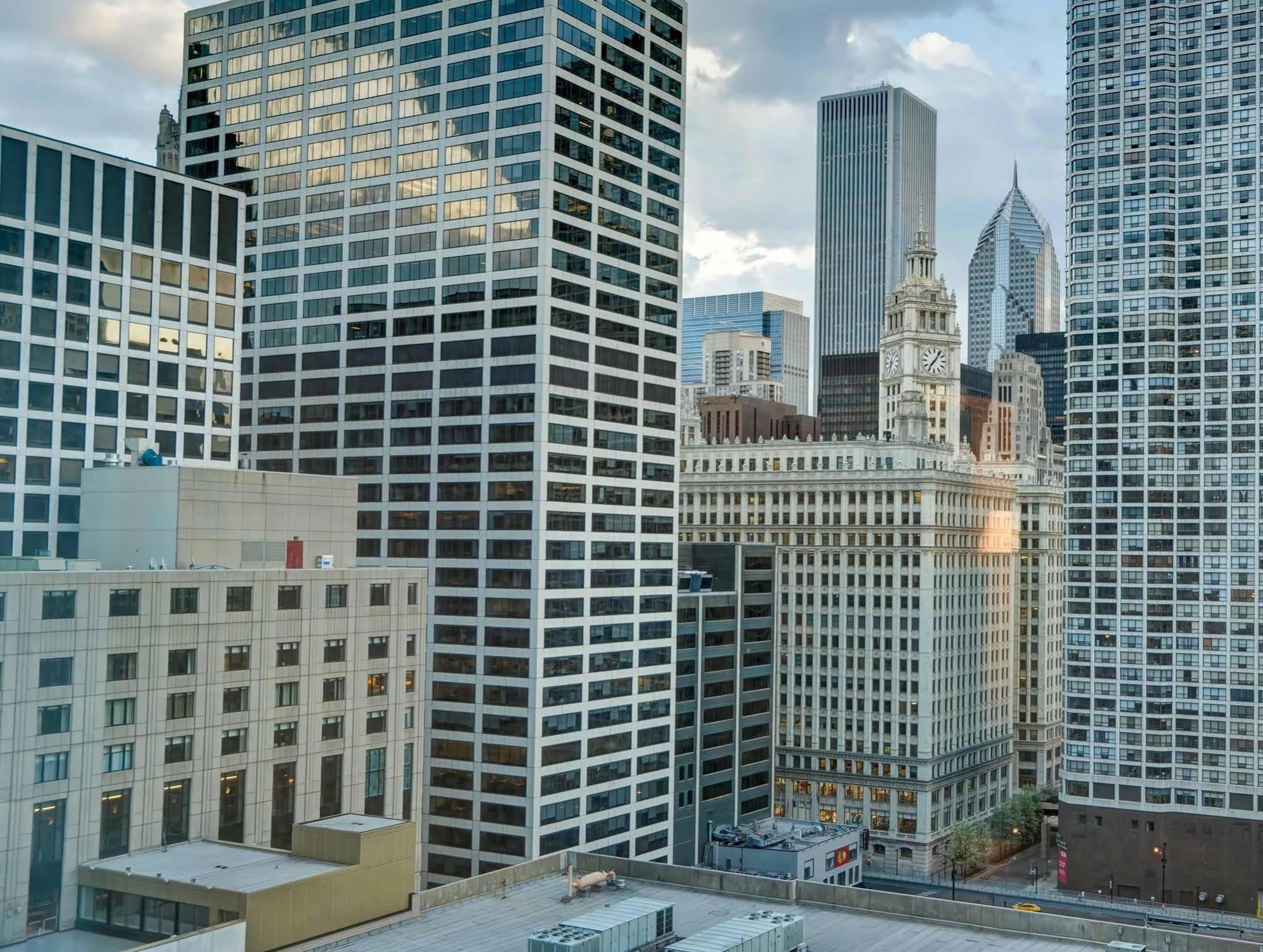 Homewood Suites By Hilton Chicago Downtown Екстериор снимка